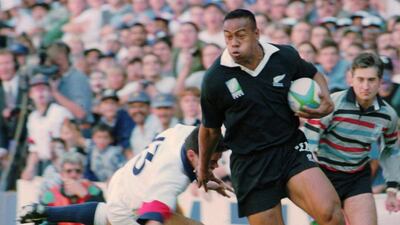 Jonah Lomu runs around England’s Will Carling on his way to score the opening try in the Rugby World Cup semi-final at Newlands in Cape Town, South Africa. Ross Setford / AP Photo