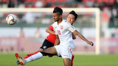 Jung Woo-young of South Korea and Mohamed Al Romaihi of Bahrain battle during the game between South Korea and Bahrain in the Asian Cup 2019. Tuesday, January 22nd, 2019 at Rashid Stadium, Dubai.