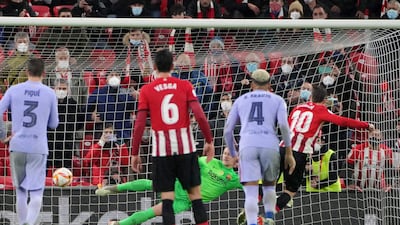 Athletic Bilbao's Iker Muniain scores a penalty. AFP