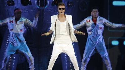 Justin Bieber's comments in a guest book at the Anne Frank House museum have triggered a flood of comments on Facebook. Reuters