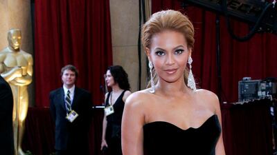 Beyonce, in Versace, arrives at the 77th Academy Awards at the Kodak Theatre in Hollywood on February 27, 2005. EPA