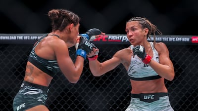 Amanda Ribas, right, fights Tabatha Ricci