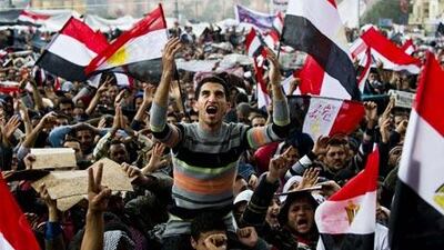 From bus drivers to doctors, and from factory workers to lawyers, many thousands of Egyptians were on strike today.