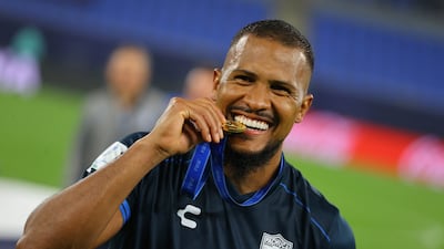 Pachuca's Salomon Rondon celebrates with his medal. Reuters