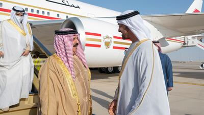 Sheikh Mohamed bin Zayed receives King Hamad on the runway.