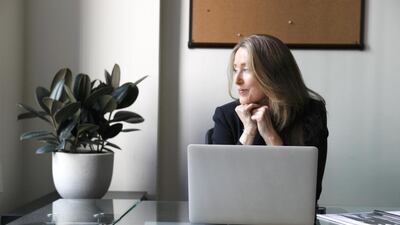 Indoor plants provide oxygen that keeps workers alert and uplifted. Getty Images