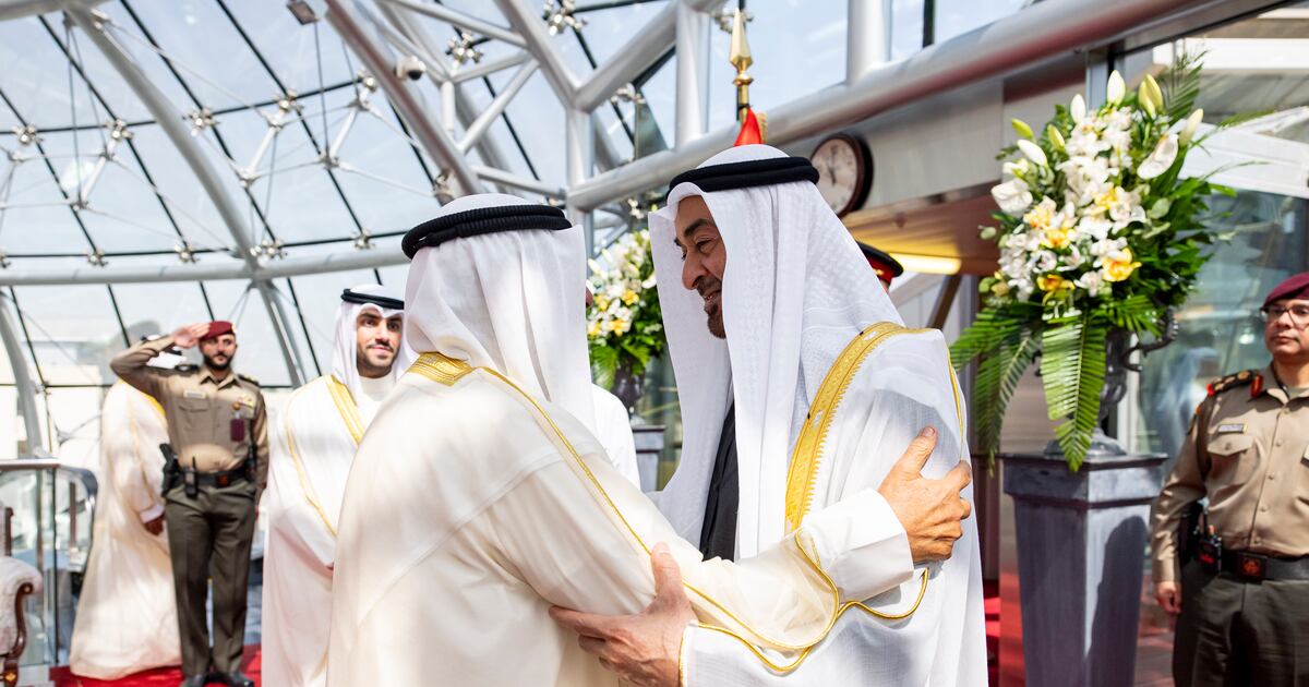 Präsident Scheich Mohamed trifft während seines Besuchs den Emir von ...