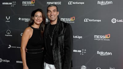 Barcelona's former goalkeeper Jose Manuel Pinto poses with his wife Elena Gross on the red carpet. AFP