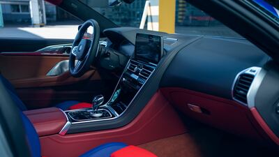 Inside the M850i.