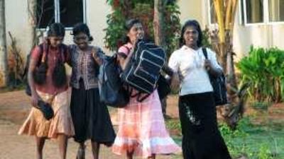 A survey found that some students carry bags that weigh more than 10 per cent of their body weight.