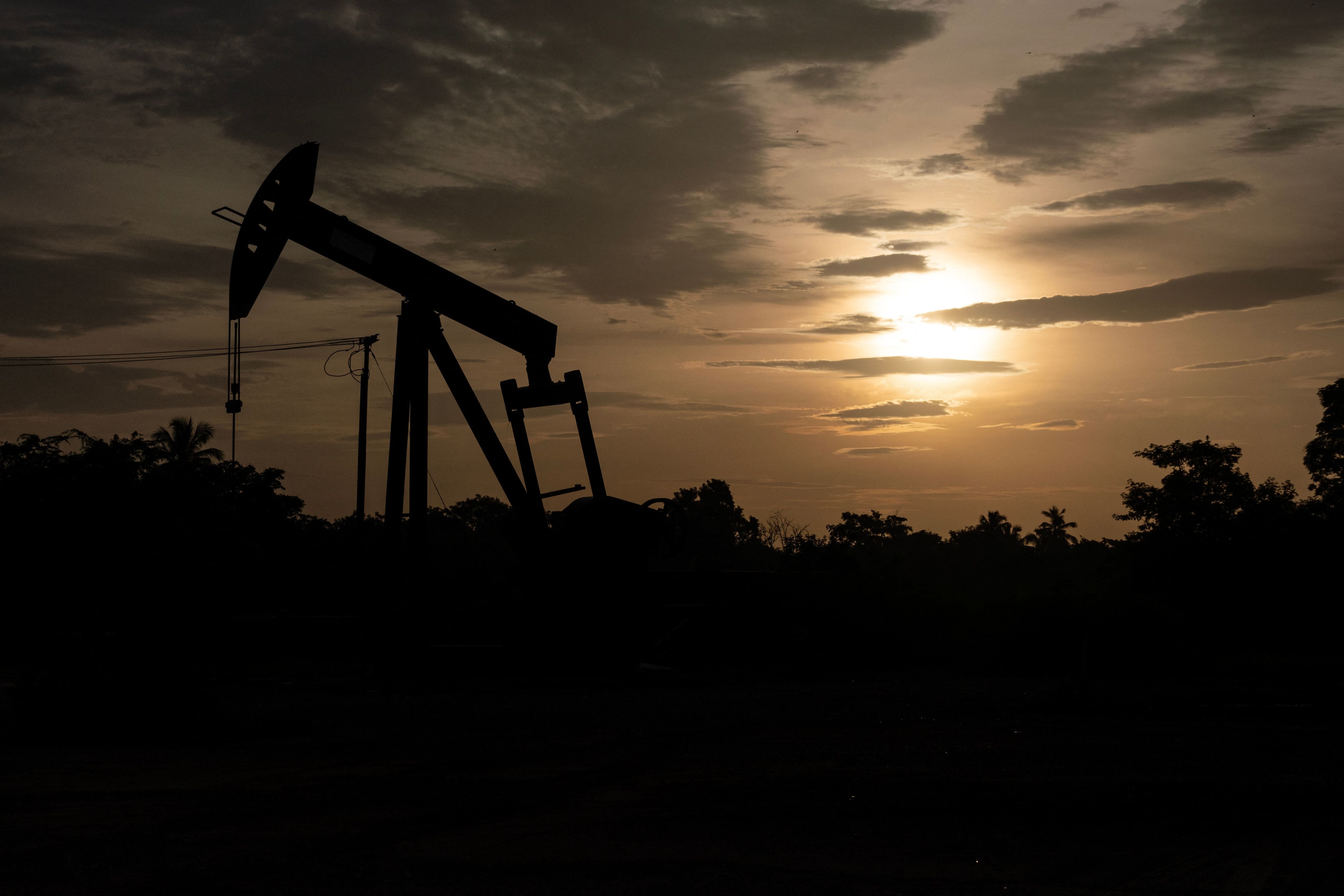 Venezuela's Oil Industry Evolution From Past Prosperity to Current Global Uncertainty