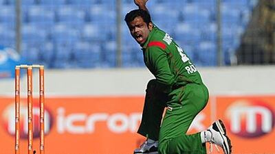 Abdur Razzak took a hat-trick as Bangladesh won the second one-day international in Dhaka.