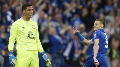 Carl Recine / Reuters