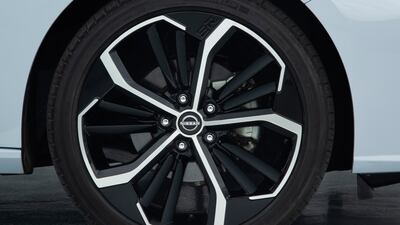 It offers four new aluminum-alloy wheel designs, including a machine-finish 19-inch version