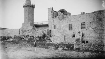 A partially collapsed mosque and minaret in Olivet. Photo: G. Eric and Edith Matson Photograph Collection (Library of Congress)