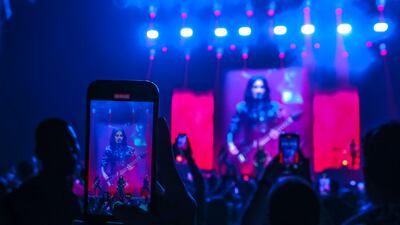 The singer was accompanied by an all-female band