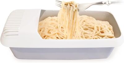Nalacal's Microwave Pasta Cooker comes with a built-in drainer for straining. Photo: Nalacal