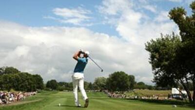 Henrik Stenson is preparing for a return in today's Mercedes-Benz Championship today.