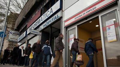 The global financial crisis is taking a toll on unemployed and underemployed workers' skill sets. Pablo Blazquez Dominguez / Getty Images