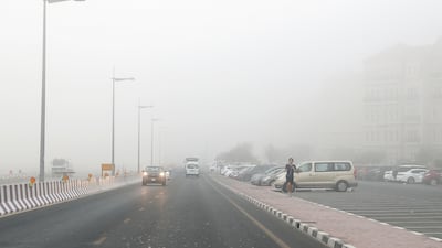 DUBAI , UNITED ARAB EMIRATES , SEP 27 – 2017 :- Early morning fog in Discovery Gardens area in Dubai. ( Pawan Singh / The National )