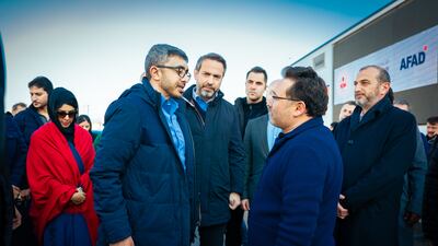 Sheikh Abdullah visits humanitarian workers Turkey. Wam