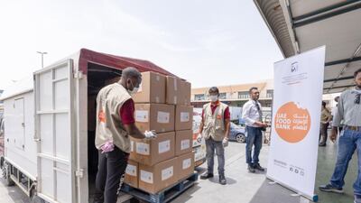 The campaign aims to provide relief aid by distributing 10,000 ration cards that allow their holders to buy basic supplies, in addition to providing food parcels to beneficiaries.