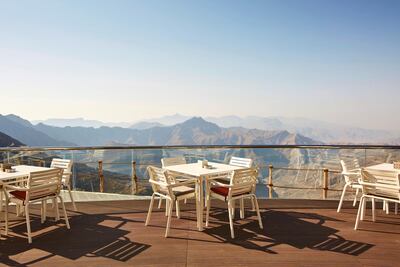 1484 by Puro offers guests views of the peaks and valleys of the Hajjar Mountains.