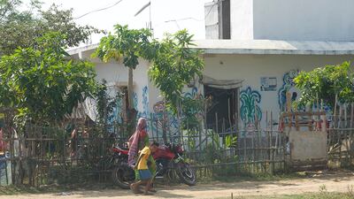 The women in the colony feel lonely and overburdened