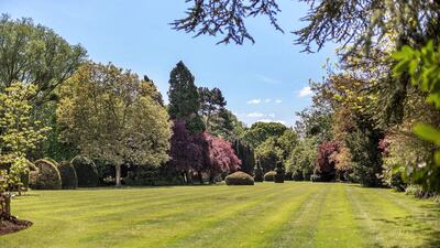 The property boasts of expansive grounds including 402 metres of river bank frontage to the Thames providing mooring for boats. Courtesy Sotheby’s International Realty