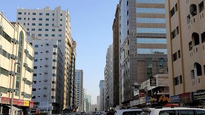 Sharjah Abu Shagara apartments: Q1 2015 down 1%. Q1 2014-Q1 2015 up 22%. Studio: Dh22-30,000. 1BR: Dh30-38,000. 2BR: Dh35-48,000. 3BR: Dh45-60,000. Satish Kumar / The National