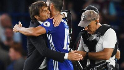 Chelsea manager Antonio Conte celebrates with Diego Costa at the end of the match between Chelsea and West Ham United at Stamford Bridge in London on August 15, 2016. Tony O’Brien / Action Images / Reuters