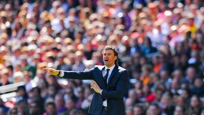 Manager Luis Enrique of Barcelona directs his players during their La Liga victory on Sunday. David Ramos / Getty Images