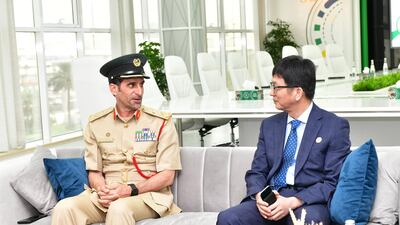 Maj Gen Abdullah Al Marri, Commander in Chief of Dubai Police and Roger Luo, DJI President. Courtesy DJI