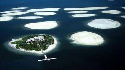 An aerial viewakheel said it had uncovered no evidence of significant erosion on the The World archipelago.