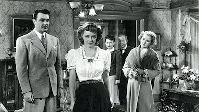Bette Davis, Olivia de Havilland, Billie Burke, George Brent and Frank Craven in 'In This Our Life' (1942). IMDb