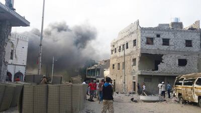 A violent explosion targeted the checkpoint of the main gate of the presidential palace in Aden, Yemen on Januray 28, 2016. Courtesy Asa'ad Aman