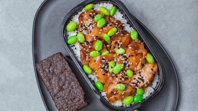 A new curved triangular base plate design reflects the heritage of Abu Dhabi and is made using recycled materials.