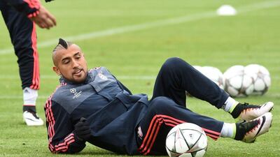 Bayern Munich’s Chilean midfielder Arturo Vidal attends the final team training on the eve of the Champions League semi-final, first-leg football match between Atletico Madrid and Bayern Munich in Munich, southern Germany, on April 26, 2016. AFP / CHRISTOF STACHE