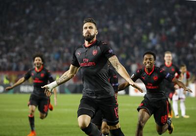 Olivier Giroud, centre. Srdjan Stevanovic / Getty Images