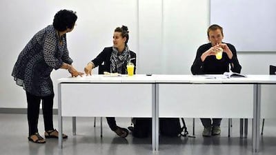 Professor Una Chaudhuri teaches a class at NYUAD. Courtesy Charlotte Wang