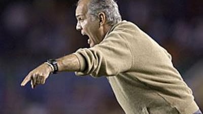 Estudiantes coach Alejandro Sabella is taking it one step at a time.