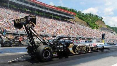 Qatar Al Anabi Racing Top Fuel driver Khalid Al Balooshi leaves the starting line at NHRA Thunder Valley Nationals last weekend. Photo courtesy of Gary Nastase