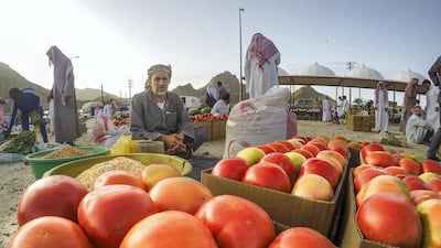 Saleh, Saudi Arabia: Saleh paid a visit to the Thursday Souq in Syadat Bani Malik, a town near Ta’if and part of the Makkah province, to capture an old man patiently displaying his produce in the town’s open market.