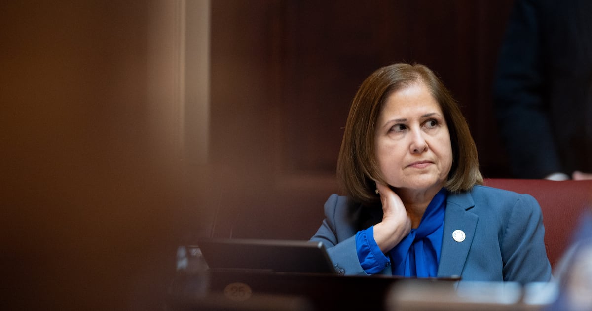 Ghazala Hashmi ist die erste Muslimin und Inderin, die ein landesweites ...