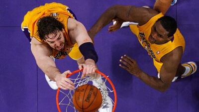 Pau Gasol, nearly 32 years old, is one of several ageing players in the Los Angeles Lakers team. Lucy Nicholson / Reuters