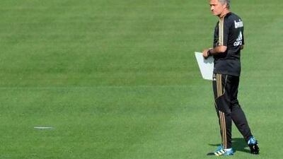 Jose Mourinho is interested in returning to England, but as a Premier League manager and not leading the national team.