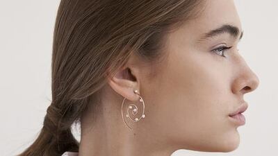 Donna Hourani’s Dew on Tendril Spiral earring will be available at her pop-up at Etoile La Boutique. Courtesy of Donna Hourani