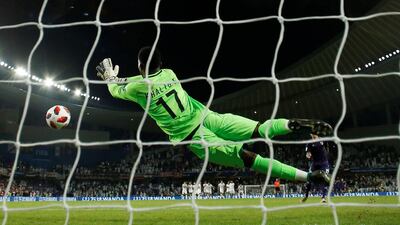 1. Essa the penalty king. Al Ain were good value for “the biggest result in the history of the country”, which is how Zoran Mamic, the manager, described their semi-final, shoot-out win over River Plate. They were, though, also indebted to a virtuoso display by their goalkeeper, Khalid Essa, who repelled the South Americans repeatedly during the 120 minutes, then decided the outcome by blocking Enzo Perez’s penalty. Reuters