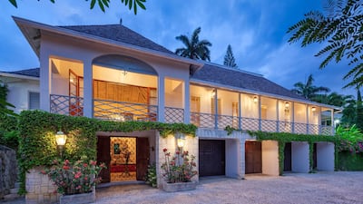 The villa was completed in 1959 by architect Robert Hartley in the West Indian style, and refurbished in 2012. Photo: Christie’s International Real Estate