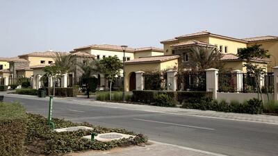 Saadiyat Beach Villas: Q2-Q3 2015 no change. Q3 2014-Q3 2015 up 2%. 3BR - Dh290,000-Dh300,000. 4BR - Dh310,000-Dh350,000. 5BR - Dh350,000-Dh850,000. Christopher Pike / The National